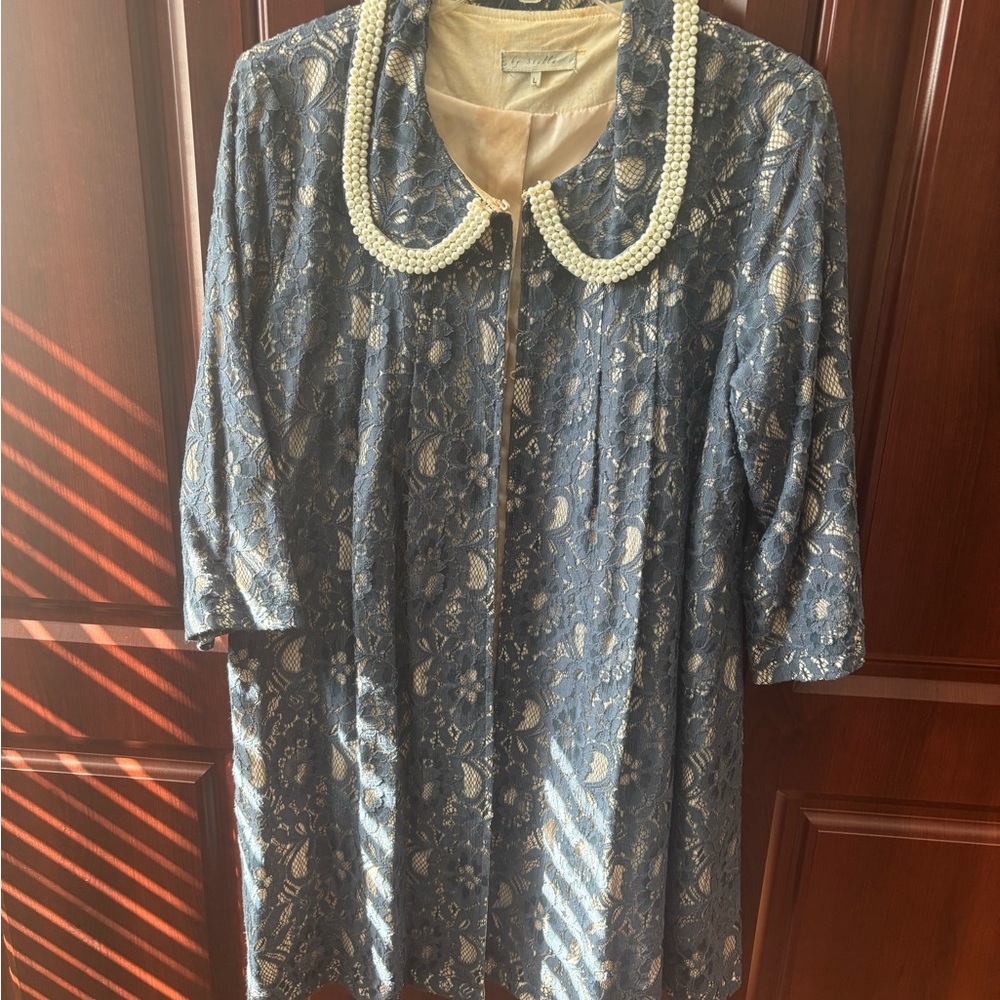 Elegant Blue Lace Women's Duster with Pearl Collar
